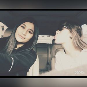 🛍️🛍️LIVE LISTING !!!🛍️🎀LIKE!!!!!To be notified on LIVE Sister and me🎉🎊😊🎀